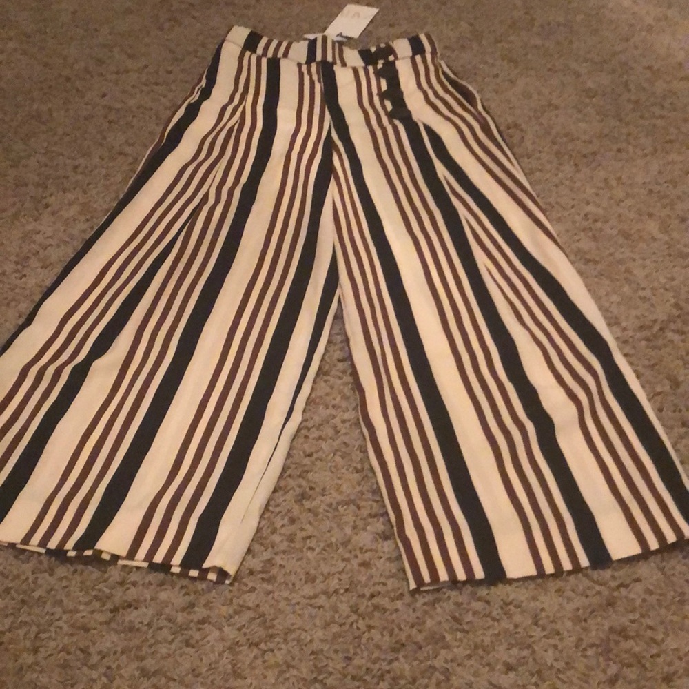 Zara cropped pants - Picture 2 of 5